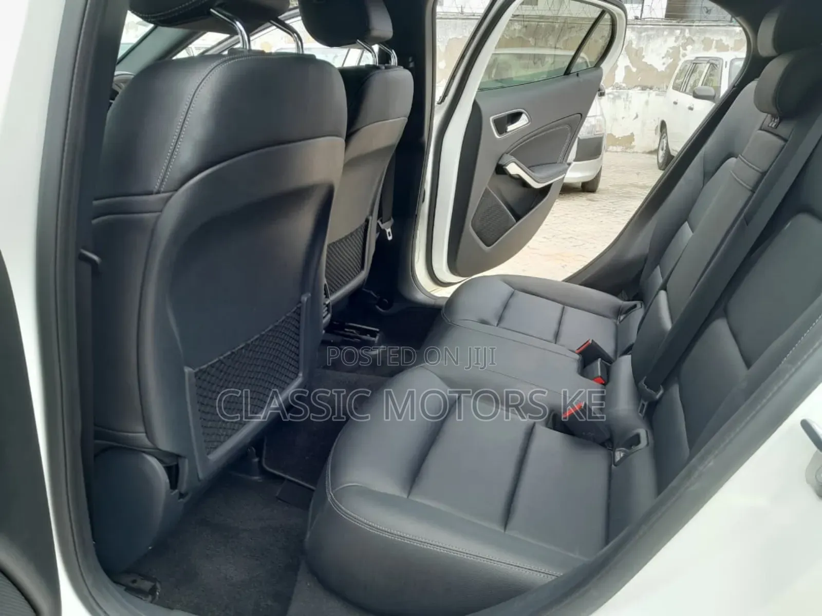 Mercedes-Benz GLA-Class 2020 White