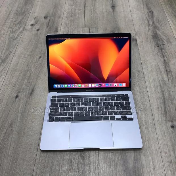 Laptop Apple MacBook Pro M1 8GB Apple M1 SSD 256GB - main view