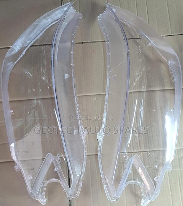 Honda Cr-v Headlight Lens Available