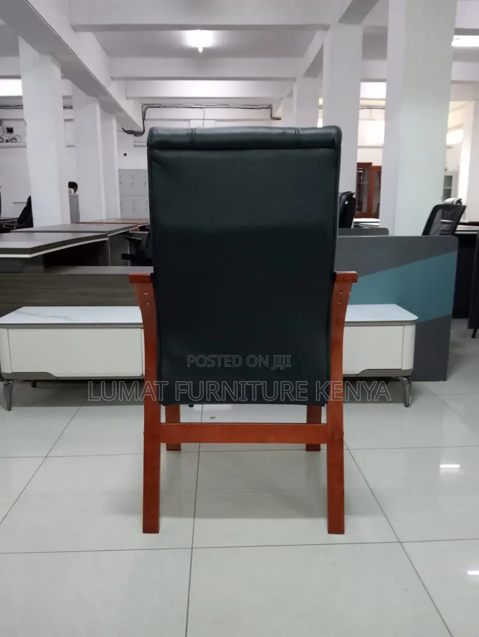Solid Wood Visitors Chair