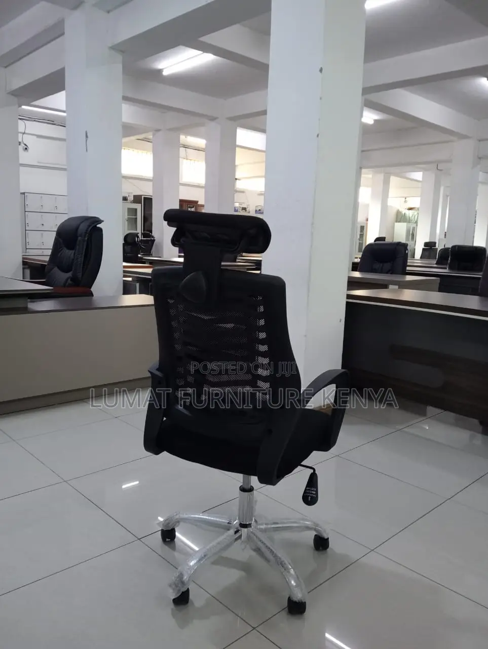 Ergonomic Secretarial Seat