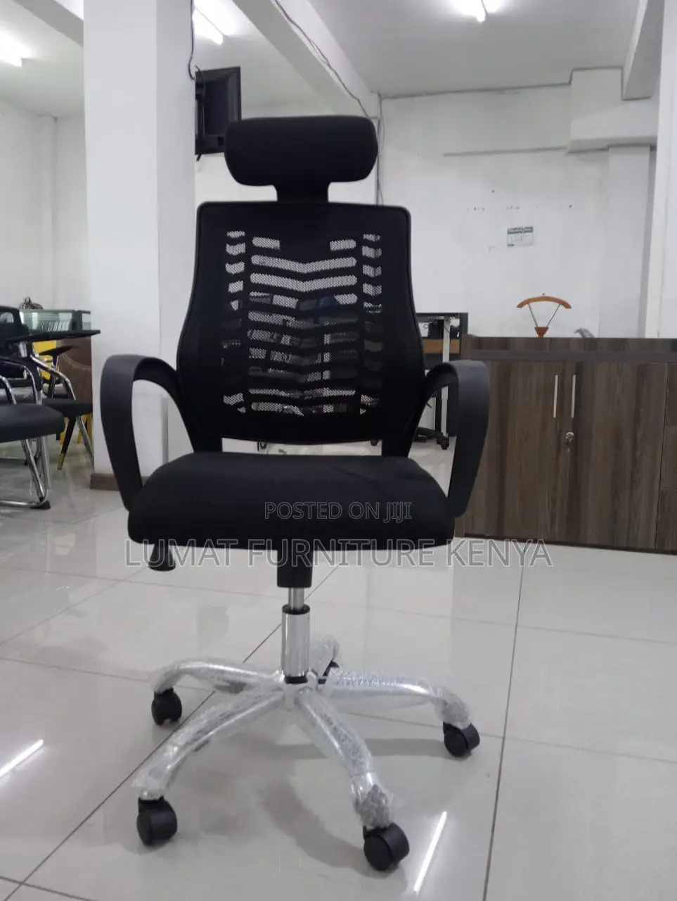 Ergonomic Secretarial Seat