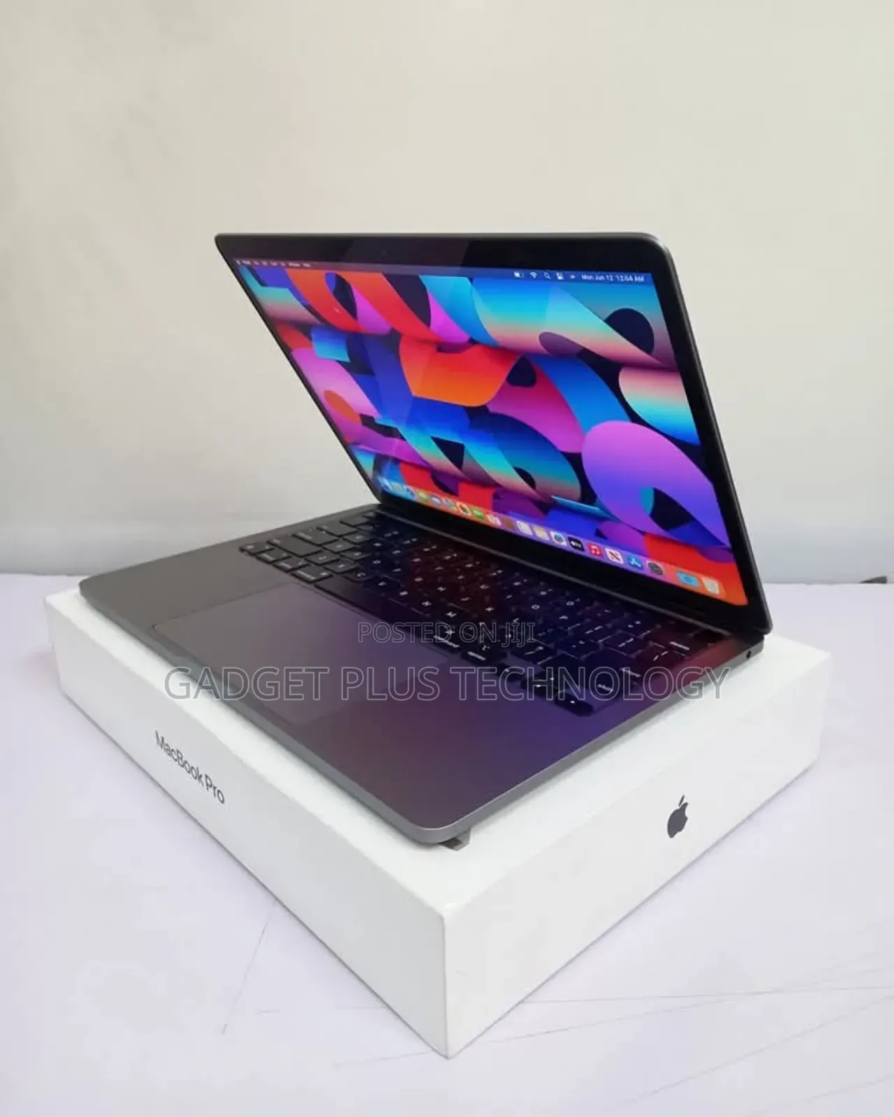 Laptop Apple MacBook Pro 2020 16GB Intel Core I7 SSD 512GB