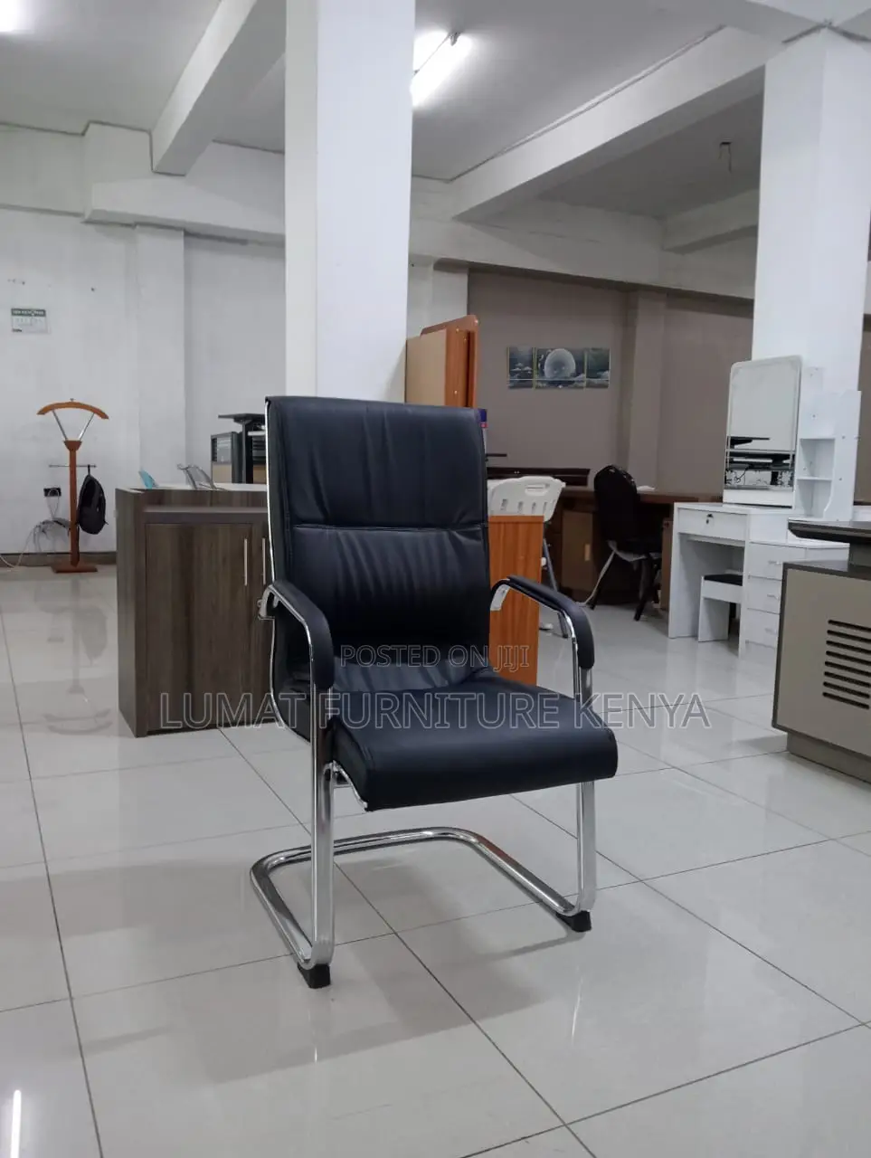 Leather Highback Visitors Chair
