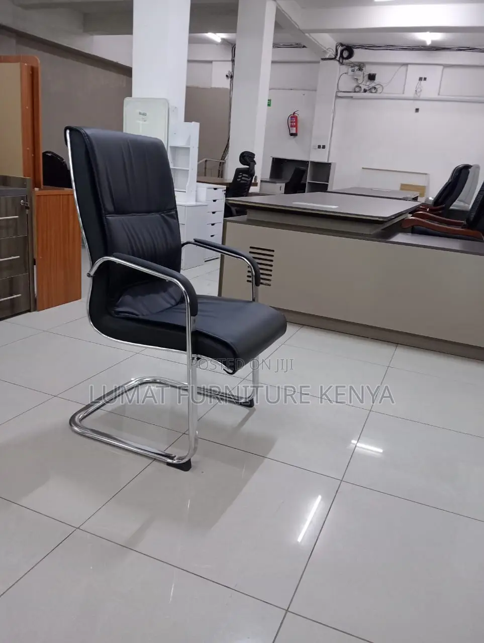 Leather Highback Visitors Chair