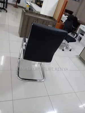 Leather Highback Visitors Chair