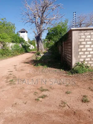 1/2 Acre on Sale Behind Manyatta Restaurant in Diani!