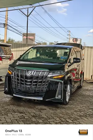 Toyota Alphard 2.5 Petrol FWD 2018 Black