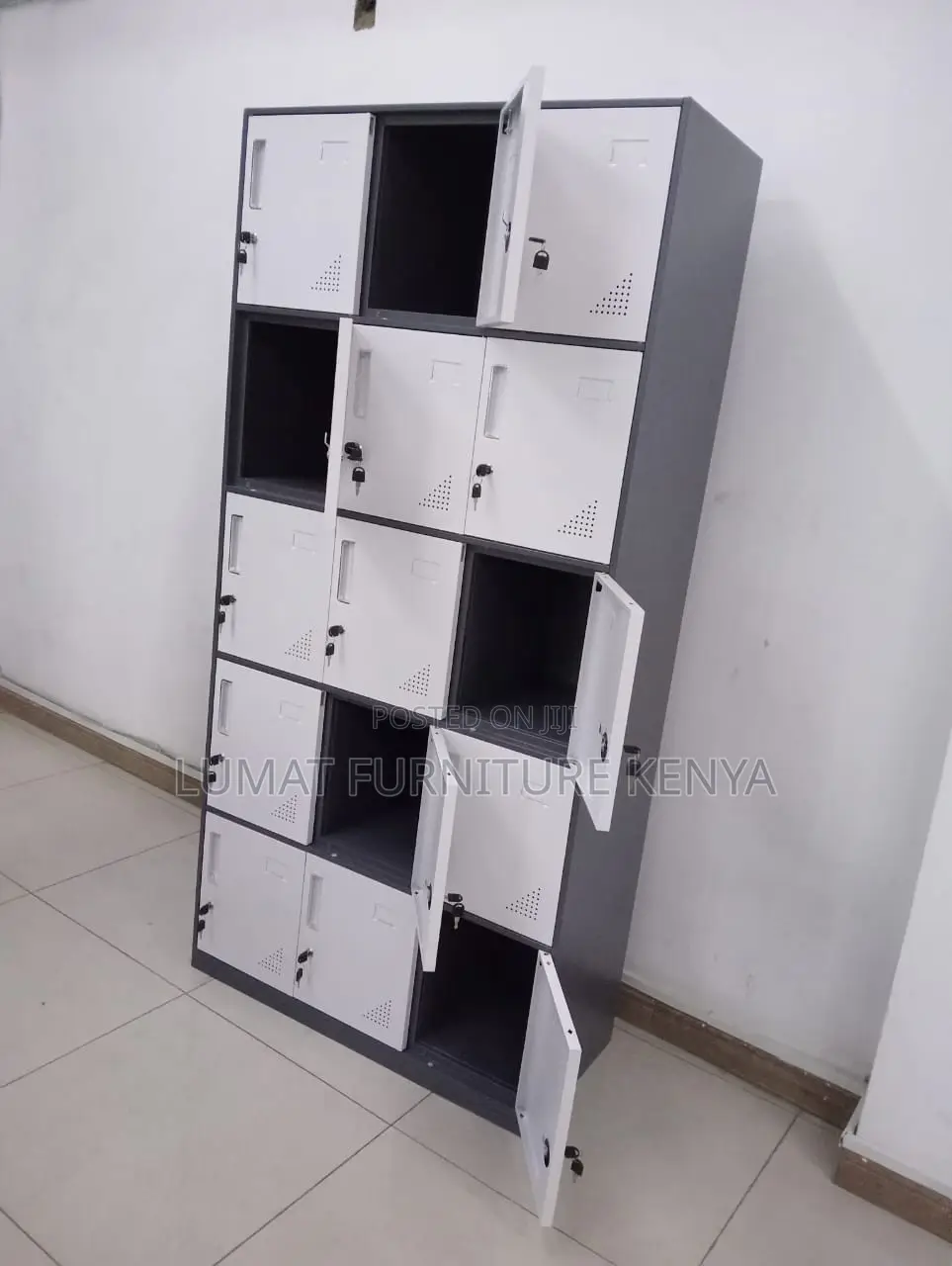 15-Slot Metal Locker Cabinet