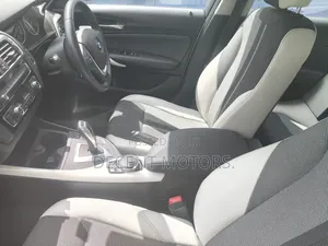 BMW 118i 2019 White