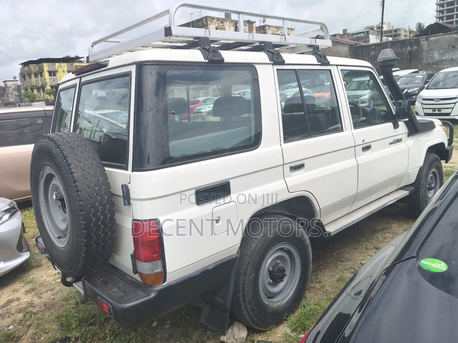 Toyota Land Cruiser 2018 White