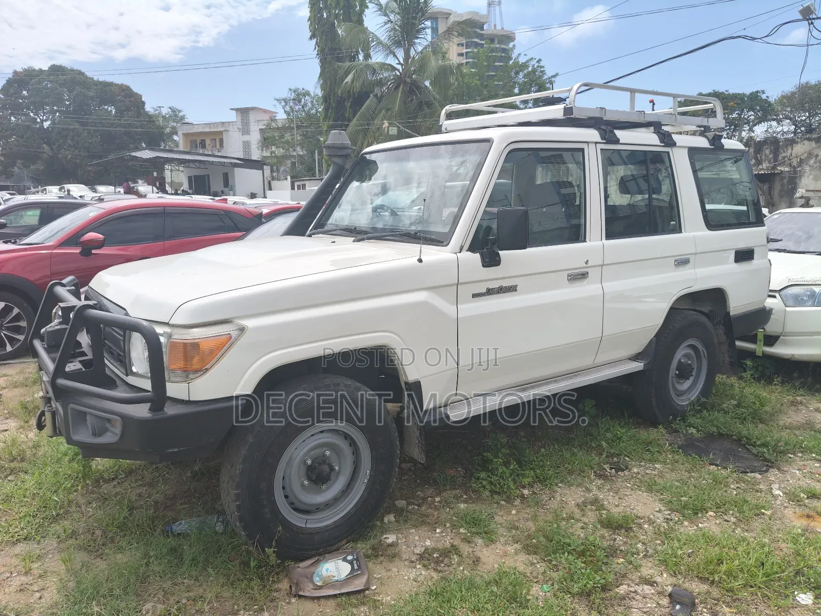 Toyota Land Cruiser 2018 White