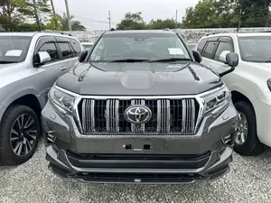 Toyota Land Cruiser Prado 2.8 2019 Gray