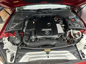 Mercedes-Benz C180 2018 Red