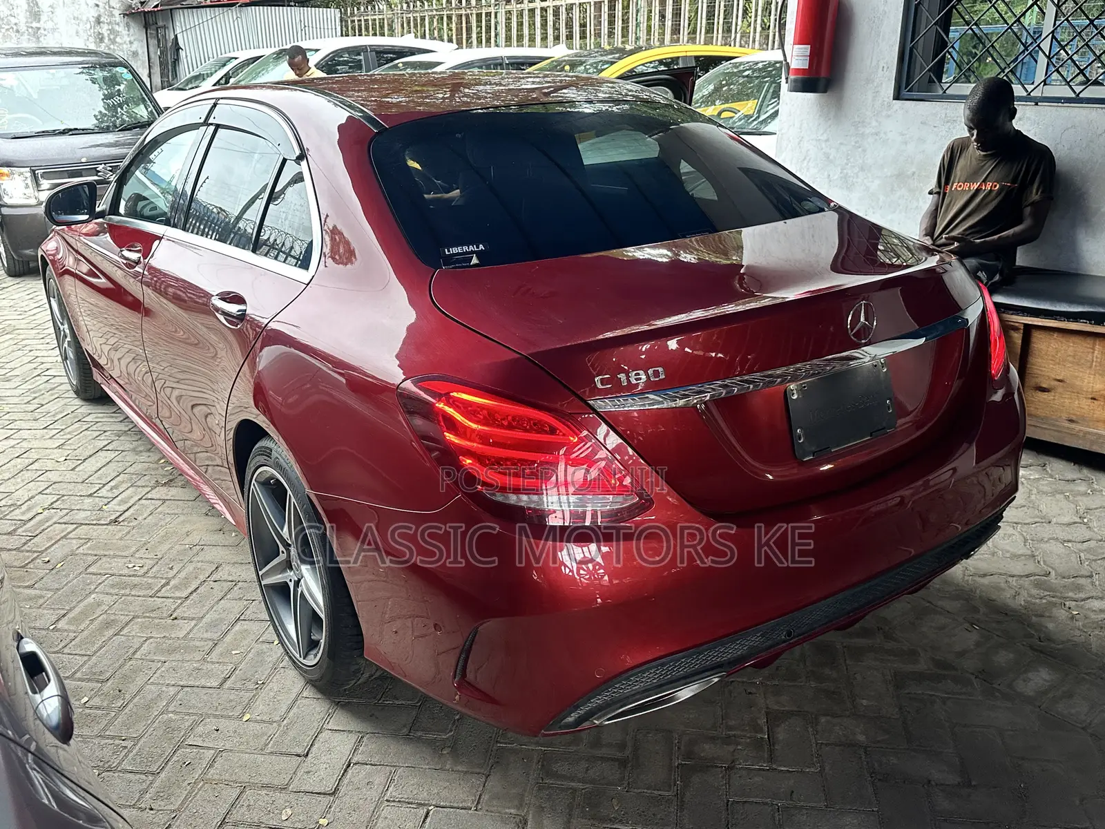 Mercedes-Benz C180 2018 Red