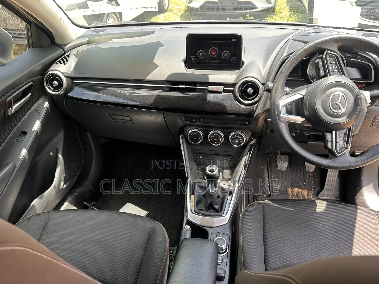 Mazda 2 2019 Beige