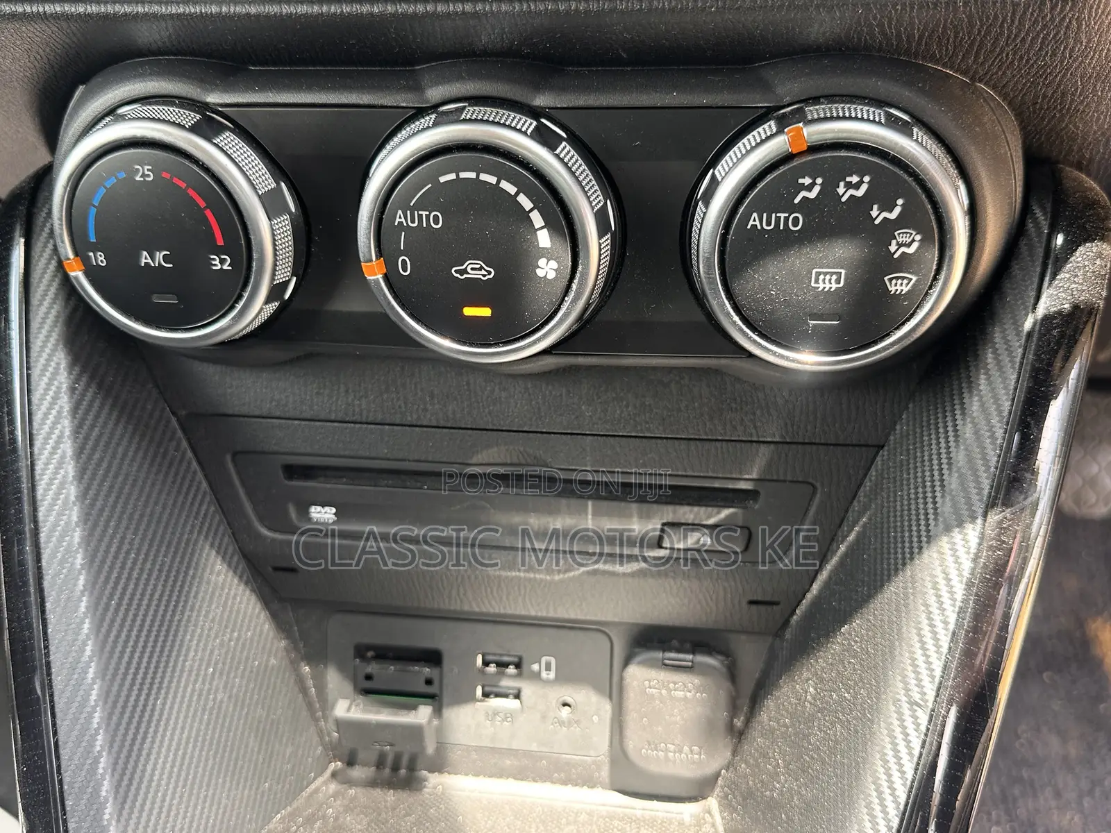 Mazda 2 2019 Beige
