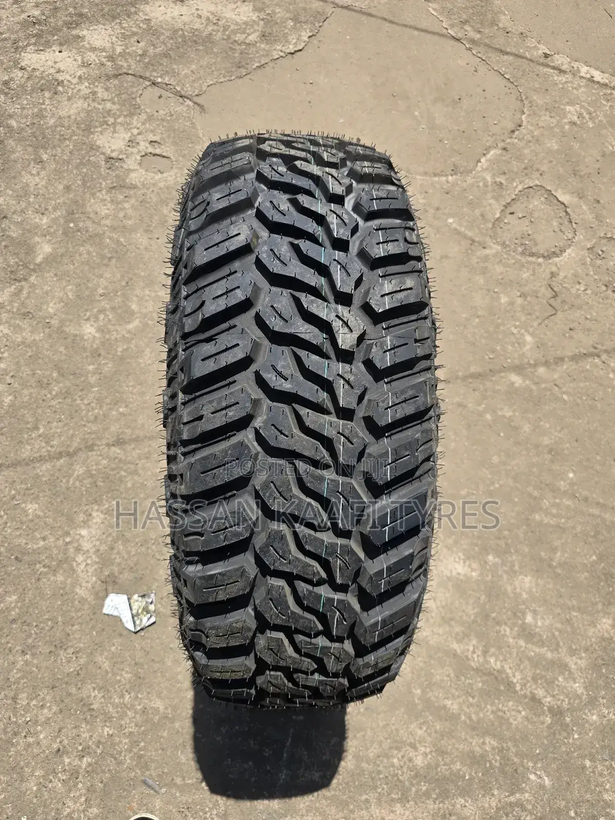 275/70r18 Maxtrek Tyre M/T