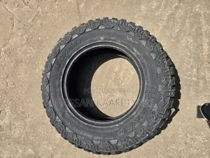 275/70r18 Maxtrek Tyre M/T