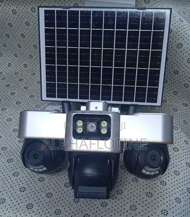 Triple-Lens Monitoring Solar-Powered 4g Outdoor Security CCTV Camera