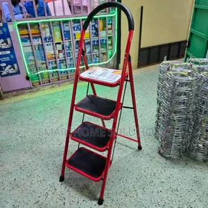 A Shaped Ladder 4 Step