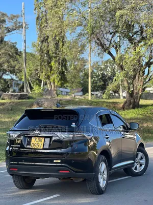 Toyota Harrier 2.0 2016 Black