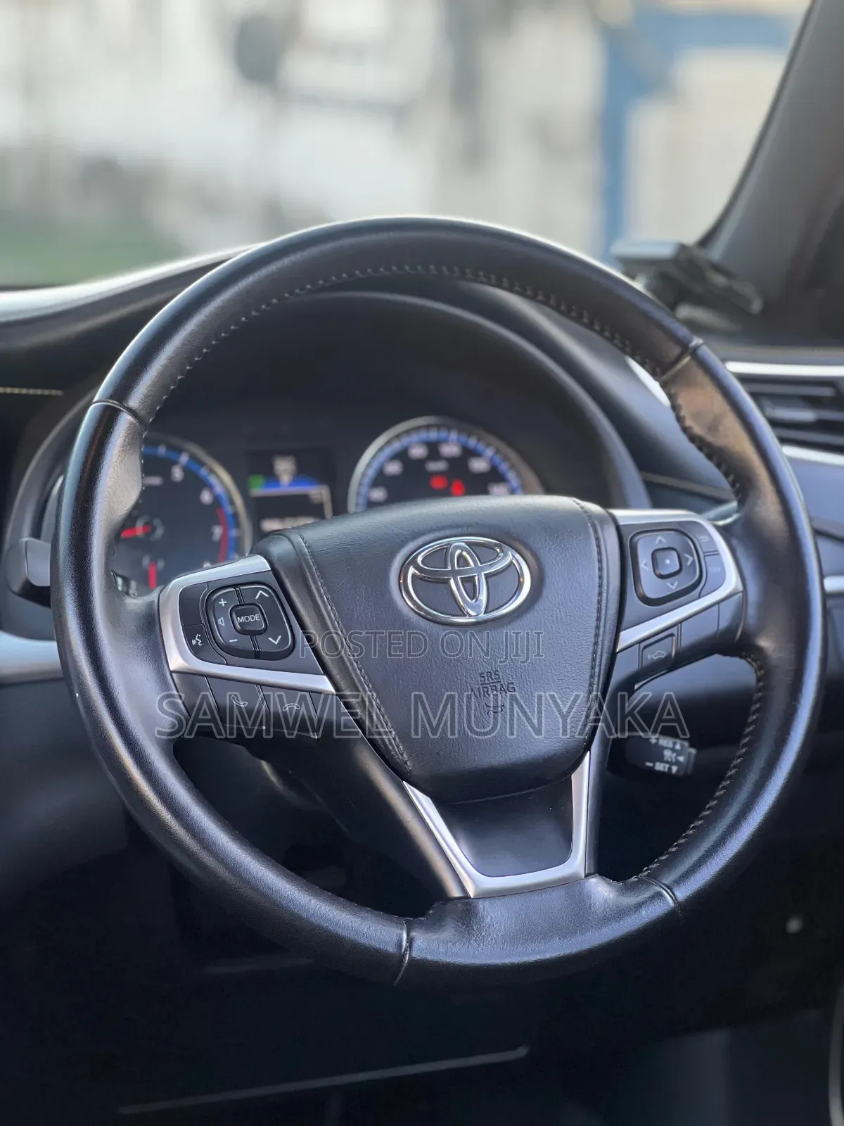 Toyota Harrier 2.0 2016 Black