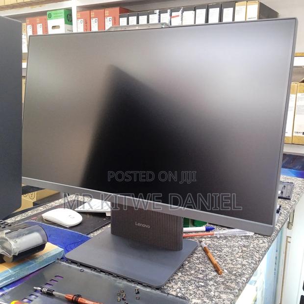 New Lenovo Ideacentre AIO 330 16GB Intel Core I7 SSD 512GB - main view