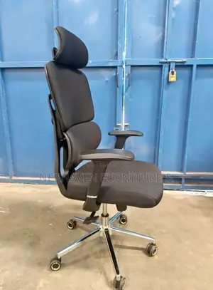 Ergonomic Office Swivel Chair With Headrest – Lumbar Support