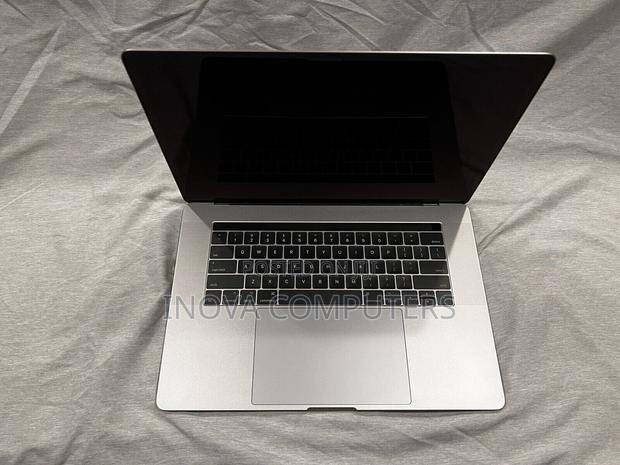 Laptop Apple MacBook Pro 2017 16GB Intel Core I7 SSD 512GB - main view