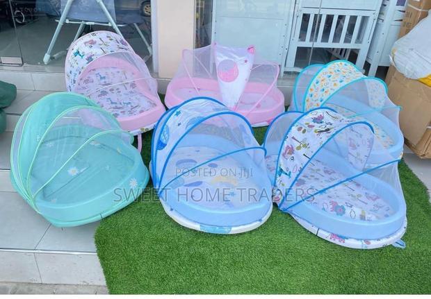 Cozy Baby Nest - main view