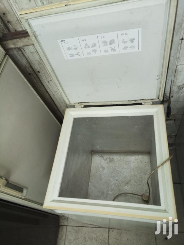 2 By 2 Mini Freezer - thumbnail 3