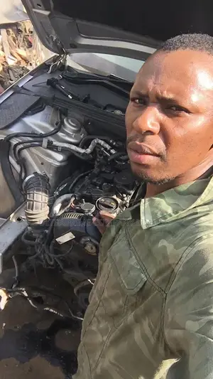 Volkswagen Audi Mechanic