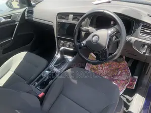 Volkswagen Golf 2018 Blue