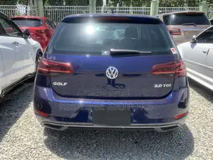Volkswagen Golf 2018 Blue