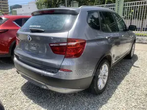 BMW X3 xDrive28i 4dr SUV AWD (2.0L 4cyl Turbo 8A) 2015 Silver