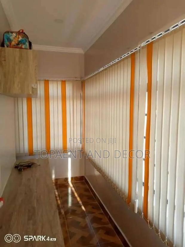 Sliding Vertical Window Blinds for Large Glass Panels