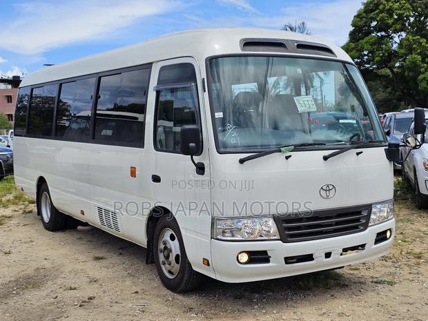 Toyota Coaster 2017