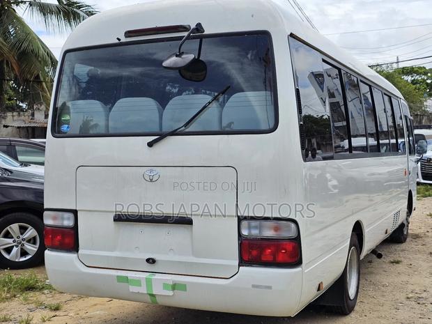 Toyota Coaster 2017 - thumbnail 5