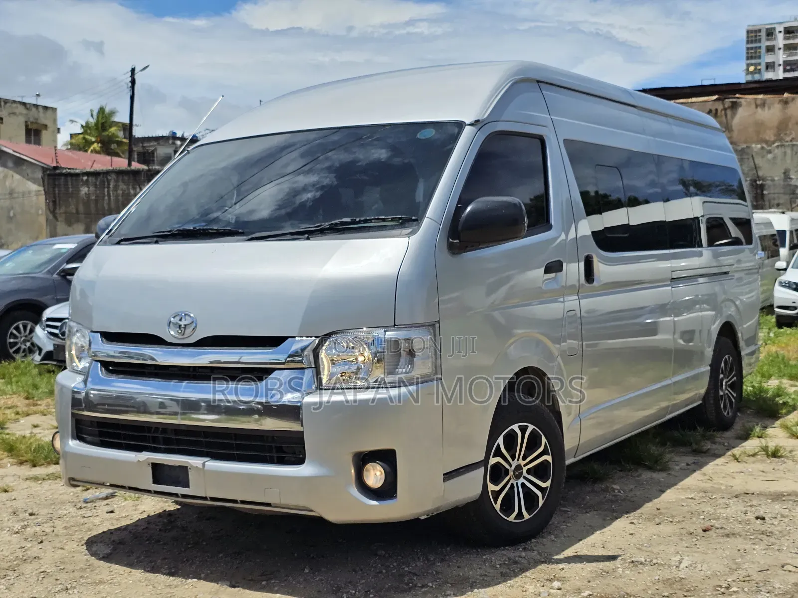 Toyota HiAce 2018 Grey