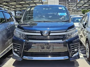 Toyota Voxy 2018 Blue