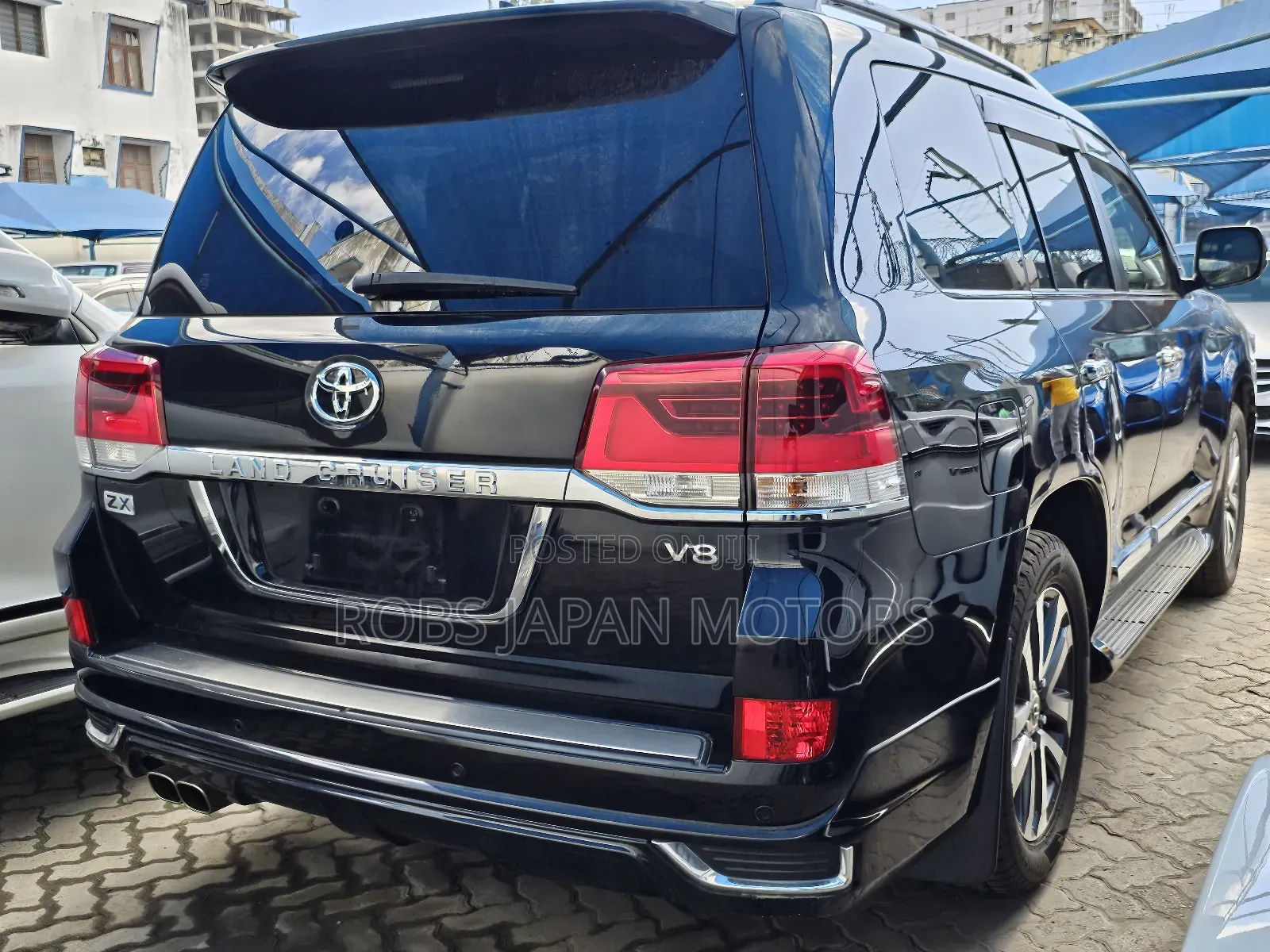 Toyota Land Cruiser 4.6 V8 ZX 2018 Matt Black