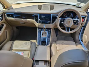 Porsche Macan Sport Edition 2018 Off white