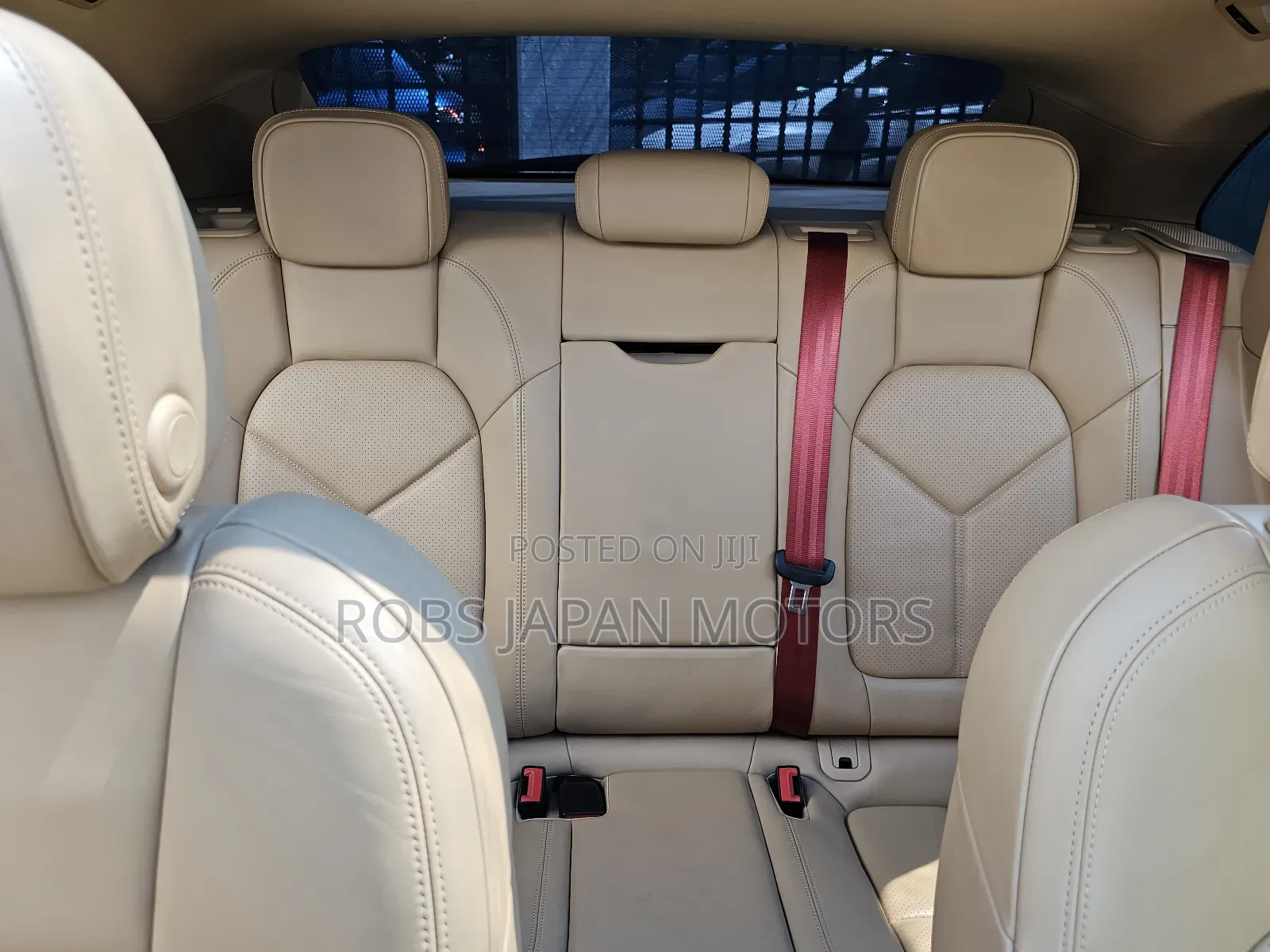 Porsche Macan Sport Edition 2018 Off white