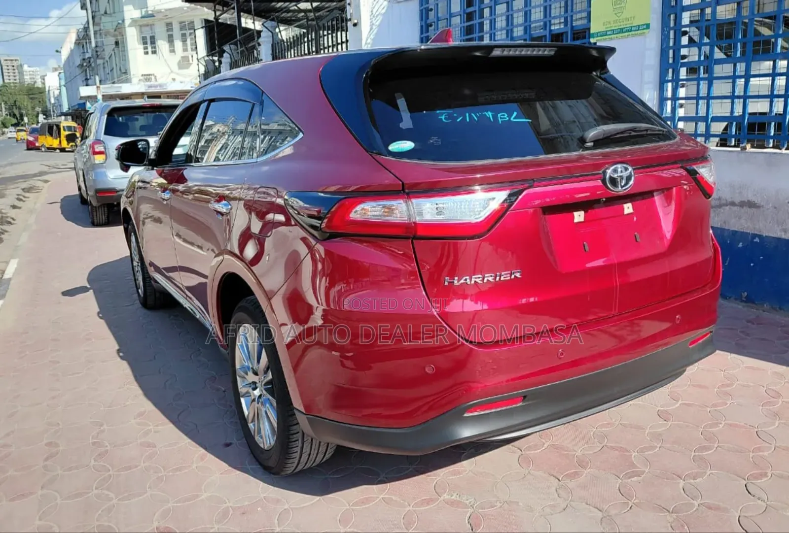 Toyota Harrier 2.0 2019 Red