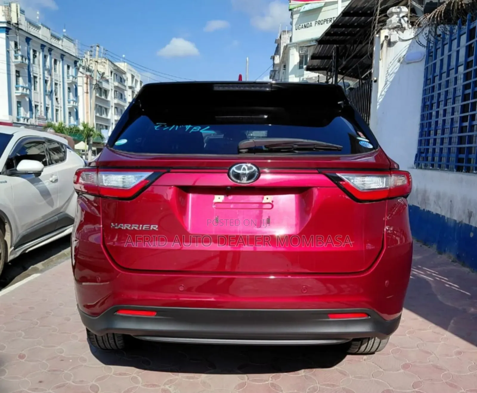Toyota Harrier 2.0 2019 Red