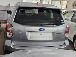 Subaru Forester 2.5i Limited AWD 2018 Silver