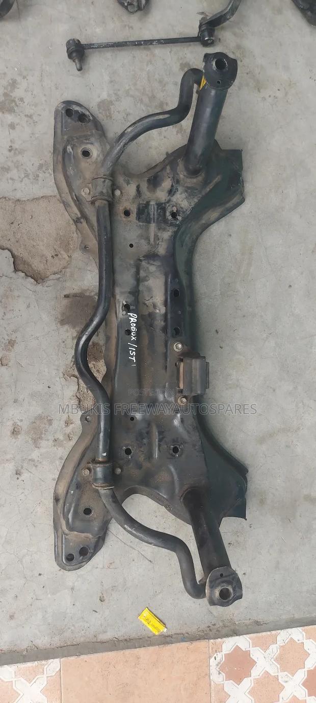 Complete Cross Member Toyota Ist