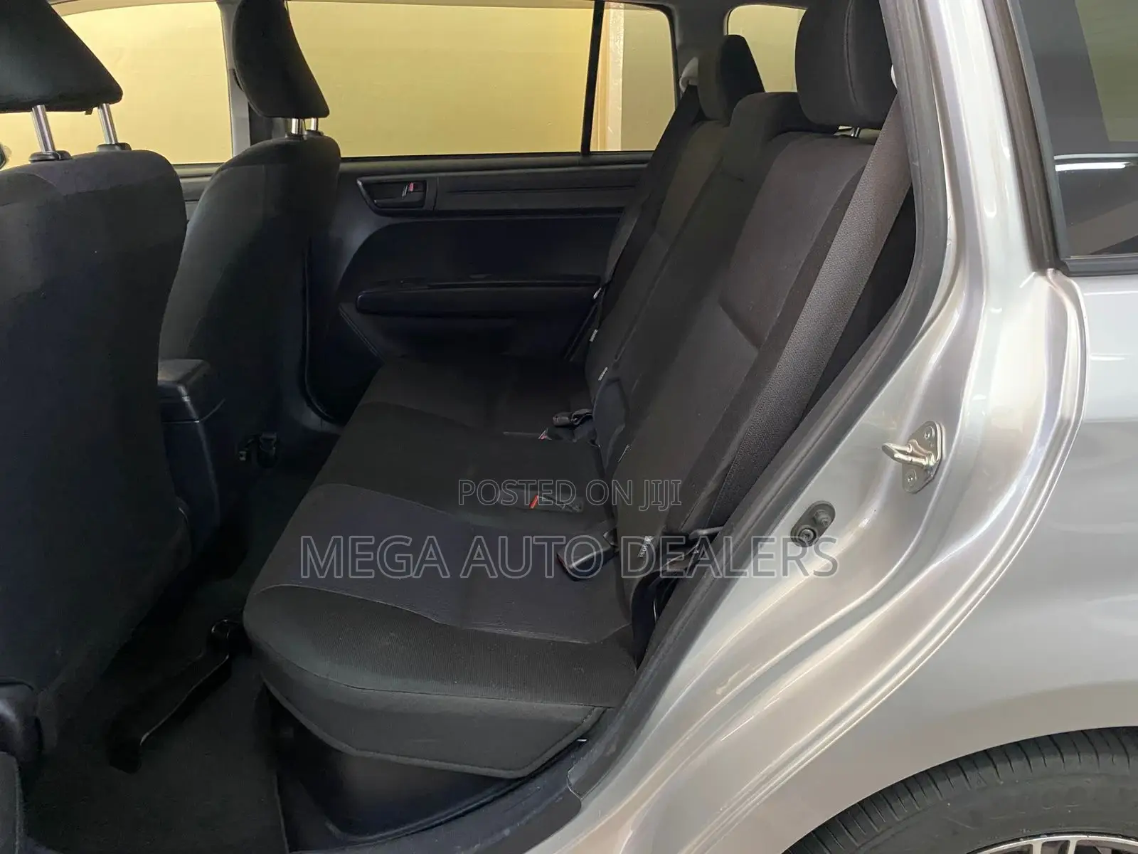Toyota Corolla Fielder 2019 Silver