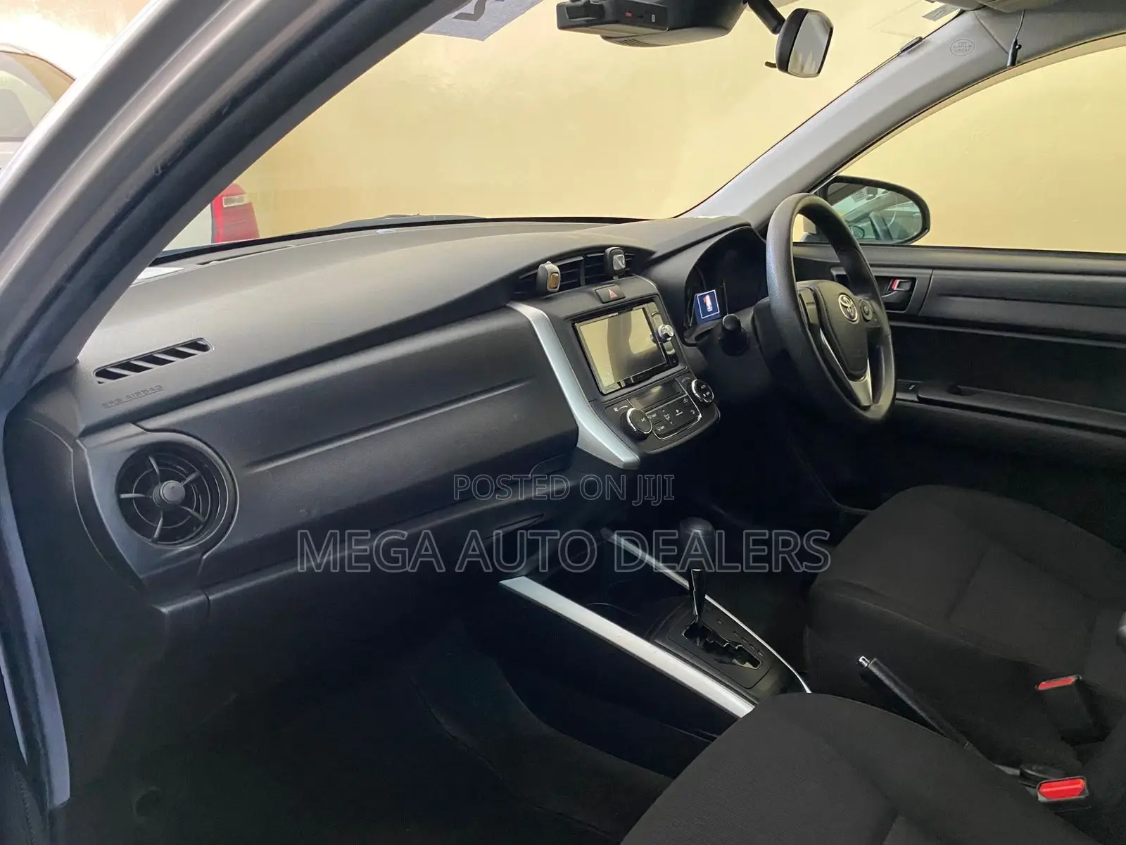 Toyota Corolla Fielder 2019 Silver